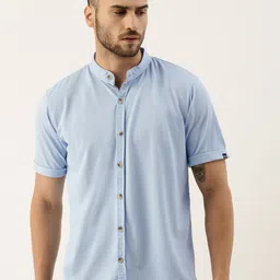 Campus Sutra Men Blue Solid Cotton Casual Shirt image 1