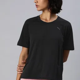 Puma Women Black Solid Relaxed Fit DryCell Round NeckYoga T-shirt-image-38