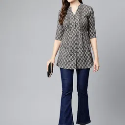 One Femme Mandarin Collar Printed Tunic image 5