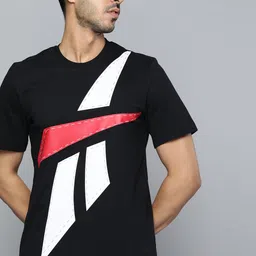 Reebok Classic Men Black WCE Pure Cotton Printed T-shirt-image-62