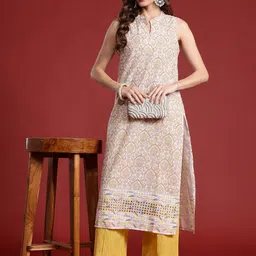 Anouk Ethnic Motifs Embroidered Sequinned Kurta-picture-13