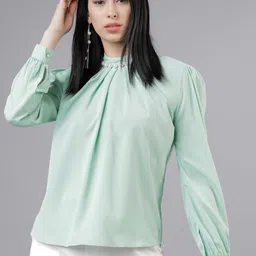 Tokyo Talkies Women Green Solid Top-picture-31