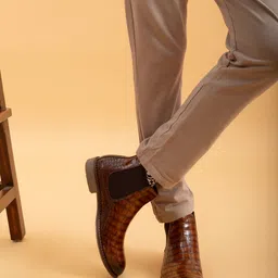 Big Fox Men Textured Chelsea Boots-picture-28