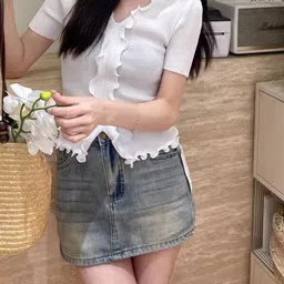 StyleCast V-Neck Solid Top-picture-32