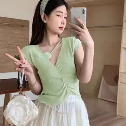 StyleCast V-Neck Solid Top-picture-21