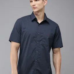 Van Heusen Sport Men Slim Fit Printed Pure Cotton Casual Shirt-picture-23