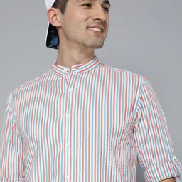 HERE&NOW Men White & Red Slim Fit Vertical Striped Casual Shirt-picture-41