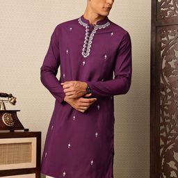 House of Pataudi Floral Embroidered Jashn Kurta-picture-46