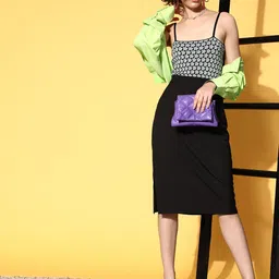 plusS Black Solid Roman Column Skirt-image-98