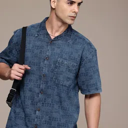 Roadster Men Printed Cuban Collar Relaxed Fit Pure Cotton Denim Casual Shirt-picture-27