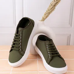 Styli Men Olive Green & White Curtis Canvas Contrast Sole Lace-Up Sneakers-picture-40