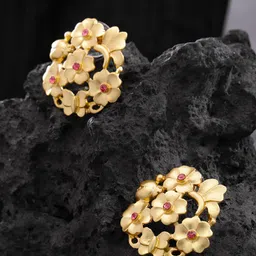 Jewels Galaxy Gold-Plated Stone-Studded Floral Shaped Studs-picture-23