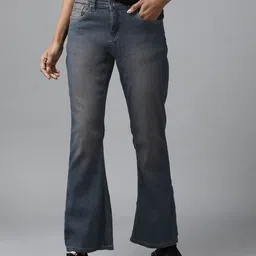 The Roadster Lifestyle Co Women Blue Flared Light Fade Stretchable Crinkled Fabric  Jeans-image-60