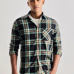Red Flame Men Tartan Checks Opaque Checked Casual Shirt-picture-24