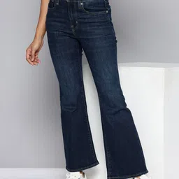 Levis Women 724 Straight Fit High-Rise Light Fade Stretchable Jeans-picture-26