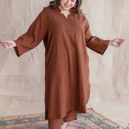 THE INDIAN ETHNIC CO DyeVerse Mandarin Collar Pure Cotton Tunic & Trousers-image-36