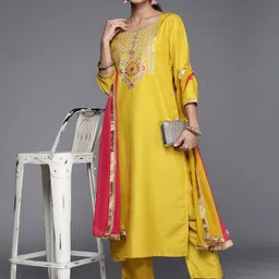 Varanga Women Mustard Yellow Ethnic Motifs Yoke Design Kurta with Trousers & Dupatta-picture-25