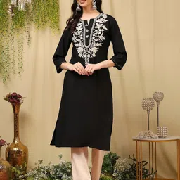 Nayam By Lakshita Women Floral Embroidered Thread Work Pure Cotton Kurta with Palazzos-image-42