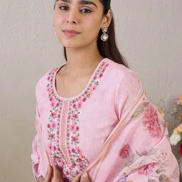 Indo Era Women Floral Embroidered Linen Kurta with Trousers & Dupatta-image-93