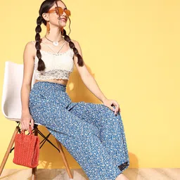 Berrylush Women Blue Floral Vacay Attire-image-88