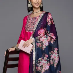 Varanga Women Yoke Design Regular Sequinned Kurta with Trousers & With Dupatta-picture-19