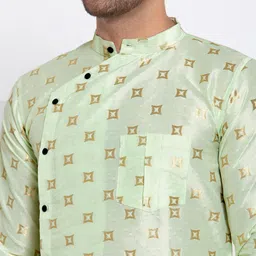 KLOTTHE Men Green Geometric Kurta image 3