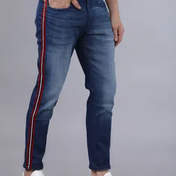 HIGHLANDER Men Blue Tapered Fit Mid-Rise Clean Look Stretchable Jeans-image-97