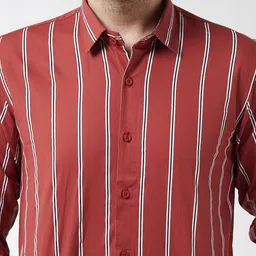 SOJANYA Men Rust Red & White Regular Fit Striped Casual Shirt image 4
