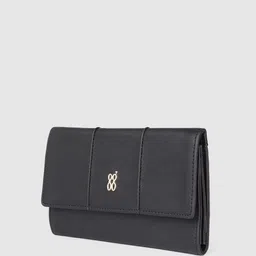 Baggit Women Solid Three Fold Wallet image 2