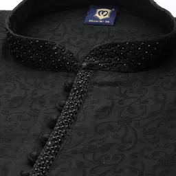 Manyavar Men Black Floral Woven Deisgn Sequinned Kurta with Churidar image 5