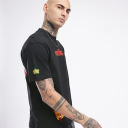 glitchez Street Savvy Printed Oversized T-shirt image 4