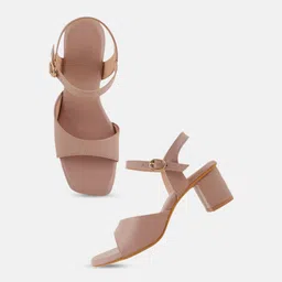 Rubeezz Block Sandals with Buckles image 4