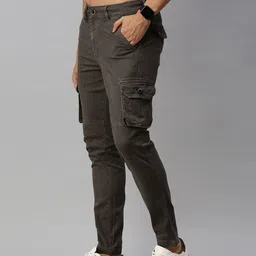 Roadster Men Grey Regular Fit Solid Cargos image 3