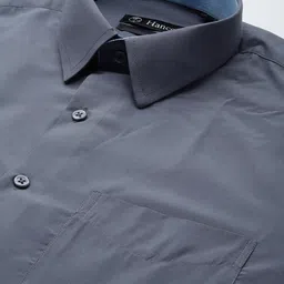 Hancock Men Slim Fit Wrinkle Resistant Solid Formal Shirt image 3