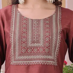 HRITIKA Yoke Design Sequinned Round Neck Kurta With Trousers & Dupatta image 2