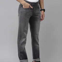 Pepe Jeans Men Vapour Slim Fit Light Fade Stretchable Jeans image 4