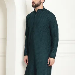SOJANYA Geometric Embroidered Pure Cotton Straight Kurta image 5