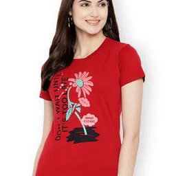 Fabflee Women Multicoloured 3 Printed V-Neck T-shirt image 2