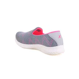 Sparx Women Mesh Walking Shoes image 3