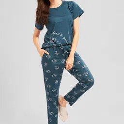 AV2 Women Animal Printed Top & Pyjamas Night suit image 4