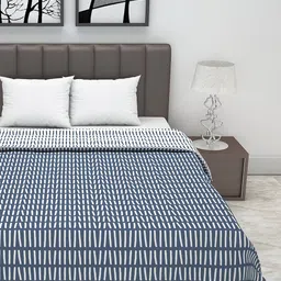 Divine Casa Blue & White Abstract AC Room 110 GSM Double Bed Dohar image 5