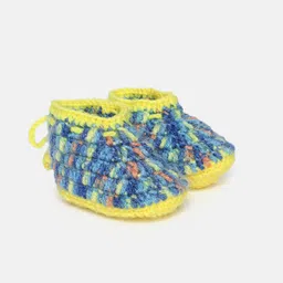 CHUTPUT Unisex Kids Pack of 2 Crochet Booties image 3