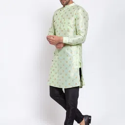 KLOTTHE Men Green Geometric Kurta image 5