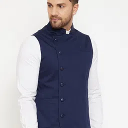 Hypernation Men Navy Blue Cotton Solid Woven Satin Twill Nehru Jacket image 5
