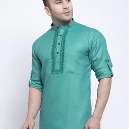 Klotthe Men Green  Solid Kurta image 2