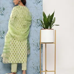 Divena Women Floral Printed Gotta Patti Pure Cotton Kurta with Trousers & Dupatta image 3