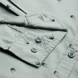 Roadster Men Grey & Black Regular Fit Conversational Printed Casual Sustainable Shirt image 3