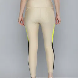 Puma Women Fit Eversculpt dryCELL Training Tights image 4