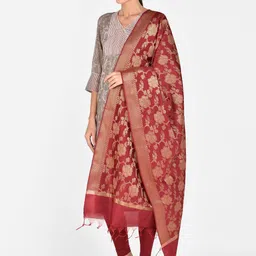 Dupatta Bazaar Maroon & Gold-Toned Woven Design Dupatta image 5