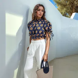 Stylecast X Hersheinbox Floral Print Puff Sleeve Blouson Crop Top image 4